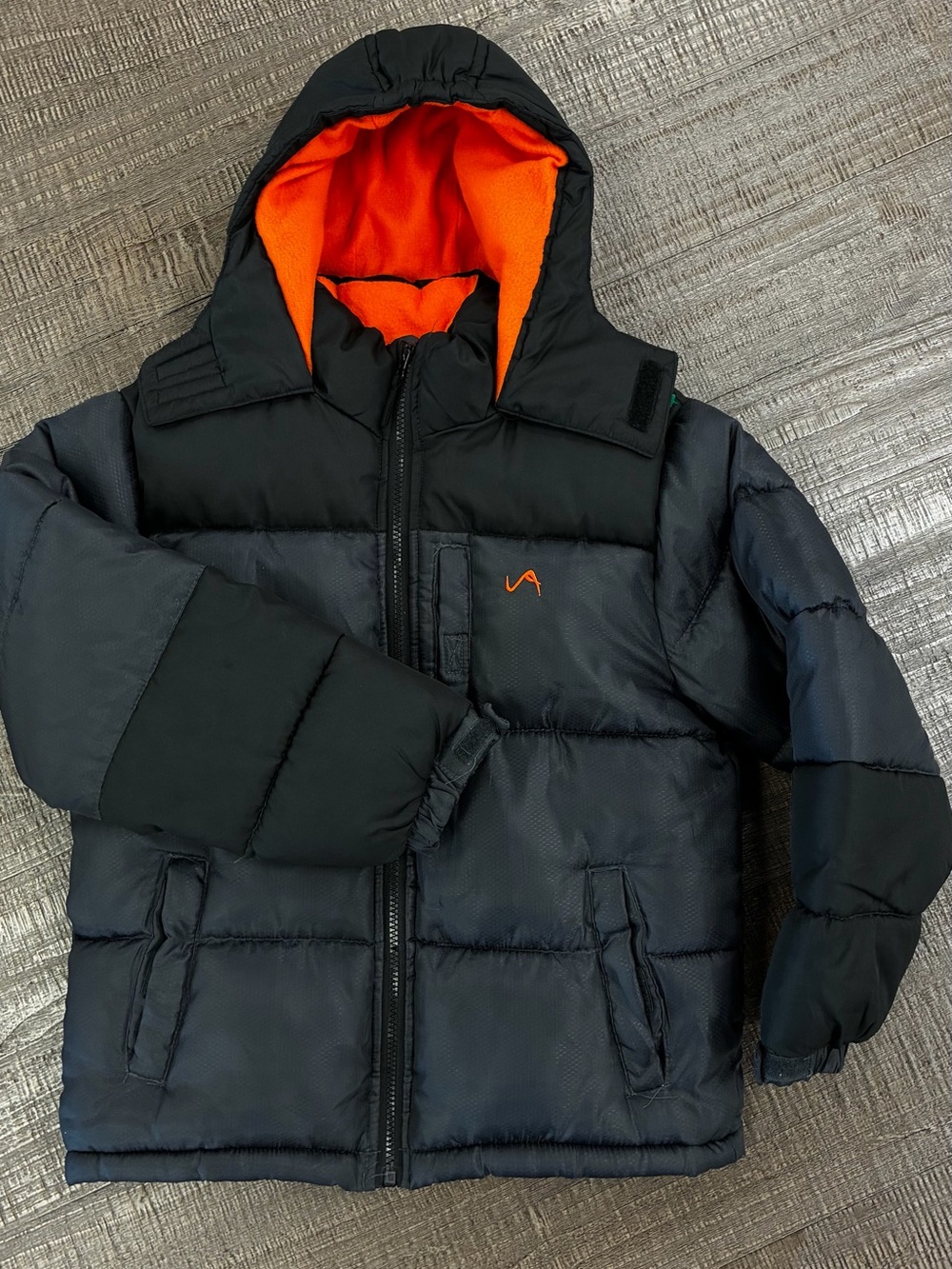 Kids Black vertical9 Puffer zip up Jacket with Orange Lining size small